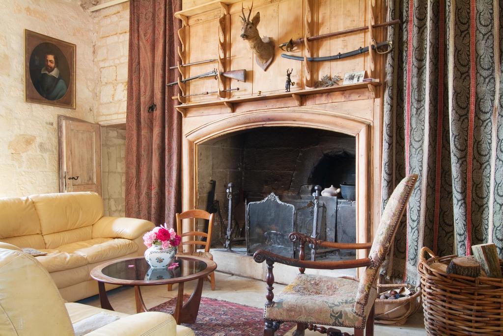 Chateau De La Roche Martel Bed & Breakfast Roiffe Luaran gambar
