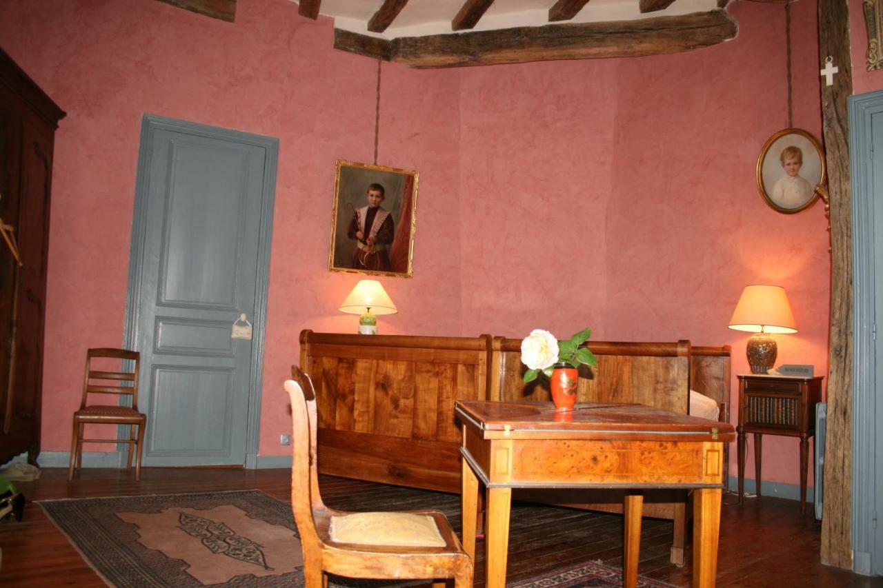 Chateau De La Roche Martel Bed & Breakfast Roiffe Luaran gambar